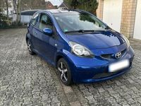Gebraucht Toyota Aygo 68 PS (50 kW) 2007 Blau Kleinwagen