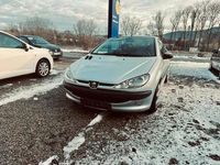 Gebraucht Peugeot 206 CC 108 PS (79 kW) 2002 Silber Cabrio