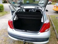 Gebraucht Peugeot 207 73 PS (53 kW) 2010 Silber Limousine
