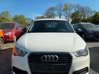 Gebraucht Audi A1 85 PS (62 kW) 2011 Weiß Kleinwagen