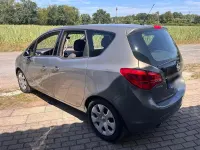 Gebraucht Opel Meriva 140 PS (102 kW) 2012 Gold Van / Kleinbus