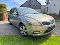 Second-hand Kia Ceed 116 CP (85 kW) 2012 Auriu Hatchback
