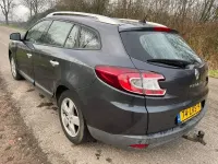 Gebraucht Renault Mégane Dynamique 90 PS (66 kW) 2010 Grau Kombi