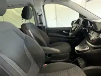 Gebraucht Mercedes V250 190 PS (139 kW) 2020 Cavansitblau metallic Van / Kleinbus