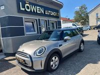 Używany Mini Cooper Essential 136 KM (100 kW) 2022 Srebrny Hatchback