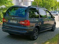 Second-hand VW Sharan 116 CP (85 kW) 2005 Gri Monovolum