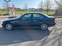Second-hand BMW 320 150 CP (110 kW) 1996 Albastru Berlinǎ