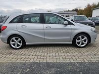 Gebraucht Mercedes B180 122 PS (89 kW) 2012 Silber Van / Kleinbus