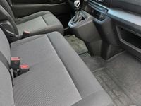 Gebraucht Peugeot Traveller Active 150 PS (110 kW) 2019 Silber Van / Kleinbus