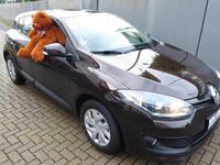 Gebraucht Renault Mégane Authentique 110 PS (80 kW) 2015 Braun Limousine