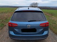 Gebraucht VW Passat Highline 150 PS (110 kW) 2015 Blau Kombi
