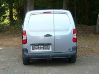 Gebraucht Opel Combo Selection 76 PS (55 kW) 2021 Kontrast grau/quarz silber Van / Kleinbus