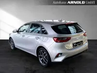 Gebraucht Kia Ceed Spirit 140 PS (102 kW) 2025 Sparklingsilber Kleinwagen