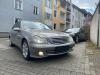 Gebraucht Mercedes C270 Elegance 170 PS (125 kW) 2004 Gold Limousine