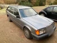 Second-hand Mercedes E300 109 CP (80 kW) 1988 Gri Break
