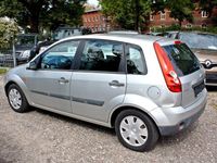 Gebraucht Ford Fiesta 69 PS (50 kW) 2006 Silber Kleinwagen