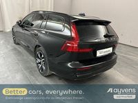 Gebraucht Volvo V60 Plus 197 PS (144 kW) 2024 Schwarz Kombi