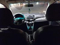 Gebraucht Hyundai i10 69 PS (50 kW) 2013 Rot Kleinwagen