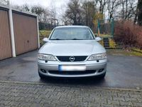 Gebraucht Opel Vectra 125 PS (91 kW) 2002 Silber Limousine