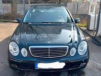 Gebraucht Mercedes E220 Avantgarde 150 PS (110 kW) 2003 Schwarz Limousine