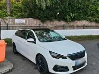 Gebraucht Peugeot 308 150 PS (110 kW) 2019 Andere farben Kombi