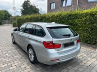 Gebraucht BMW 320 184 PS (135 kW) 2015 Silber Kombi