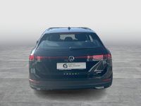 Gebraucht VW Passat Basis 150 PS (110 kW) 2025 Grenadillschwarz metallic (metallic) Kombi