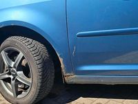 Gebraucht VW Touran 140 PS (102 kW) 2012 Blau Van / Kleinbus