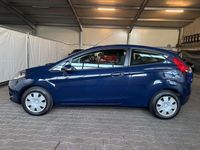 Gebraucht Ford Fiesta 82 PS (60 kW) 2011 Blau Kleinwagen