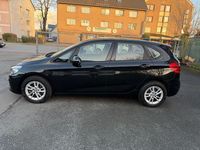 Gebraucht BMW 218 Advantage 136 PS (100 kW) 2016 Schwarz Kombi