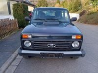 Gebraucht Lada Taiga 83 PS (61 kW) 2017 Grün SUV