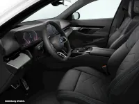 Gebraucht BMW 550e 489 PS (359 kW) 2025 Weiß Kombi