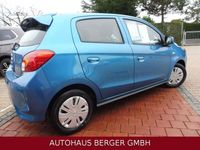 Gebraucht Mitsubishi Space Star Select 71 PS (52 kW) 2024 Blau Limousine