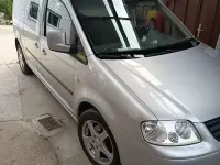 Gebraucht VW Caddy Maxi 105 PS (77 kW) 2009 Silber Van / Kleinbus