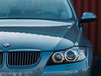 Second-hand BMW 330 Performance 258 CP (189 kW) 2004 Argintiu Berlinǎ