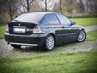 Gebraucht BMW 318 143 PS (105 kW) 2002 Schwarz Limousine
