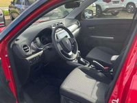 Gebraucht Suzuki Vitara Comfort 110 PS (80 kW) 2025 Rot SUV