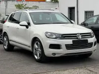 Gebraucht VW Touareg 239 PS (175 kW) 2011 Weiß SUV