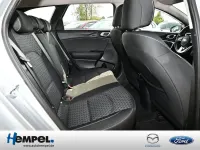 Gebraucht Kia Ceed Vision 140 PS (102 kW) 2020 Silber / sparkling silver (metallic) Kleinwagen
