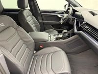 Gebraucht VW Touareg R-line 286 PS (210 kW) 2025 Grau SUV