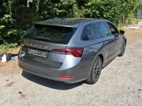 Gebraucht Skoda Octavia Clever 116 PS (85 kW) 2023 Graphit grau metallic Kombi