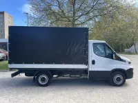 Gebraucht Iveco Daily 179 PS (131 kW) 2019 Weiß Van / Kleinbus
