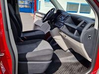 Second-hand VW Transporter 102 CP (75 kW) 2019 Roșu Van