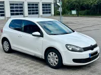 Gebraucht VW Golf VI 102 PS (75 kW) 2009 Weiß Kleinwagen