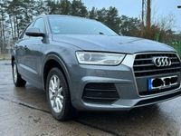 gebraucht Audi Q3 1.4 TFSI cylinder on d. S tronic design d...