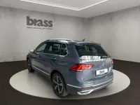Gebraucht VW Tiguan Move 150 PS (110 kW) 2024 Delfingrau metallic SUV
