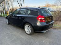 Gebraucht BMW 120 177 PS (130 kW) 2011 Schwarz Kleinwagen