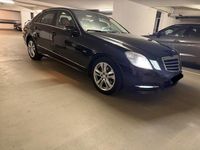 Gebraucht Mercedes E200 Avantgarde 184 PS (135 kW) 2010 Schwarz Limousine