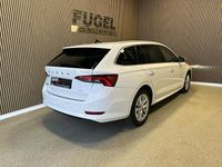 Gebraucht Skoda Octavia Style 116 PS (85 kW) 2023 Candyweiss Kombi
