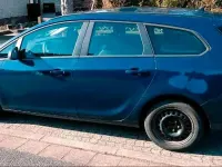 Gebraucht Opel Astra 165 PS (121 kW) 2011 Blau Kombi